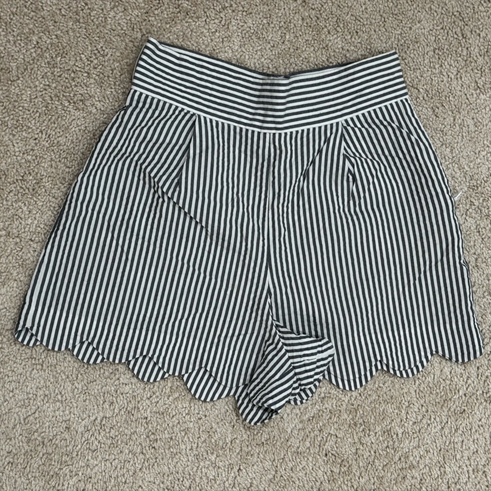 H&M Scalloped Shorts, Gray and White Striped